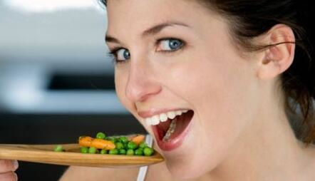 生活護(hù)眼方法注意眼睛周?chē)腡、U、W