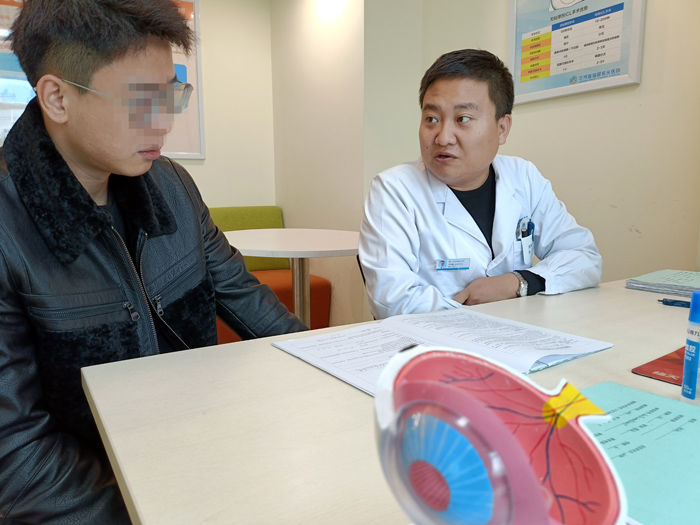 300度近視拖到900度近視，近視手術(shù)是什么感受？