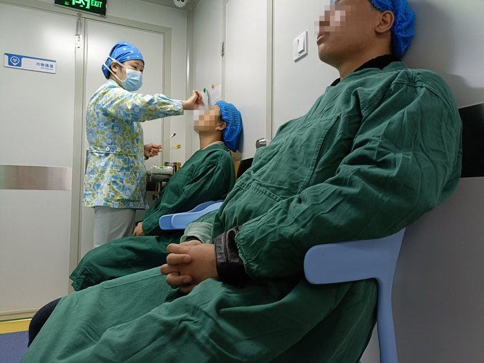 300度近視拖到900度近視，近視手術(shù)是什么感受？